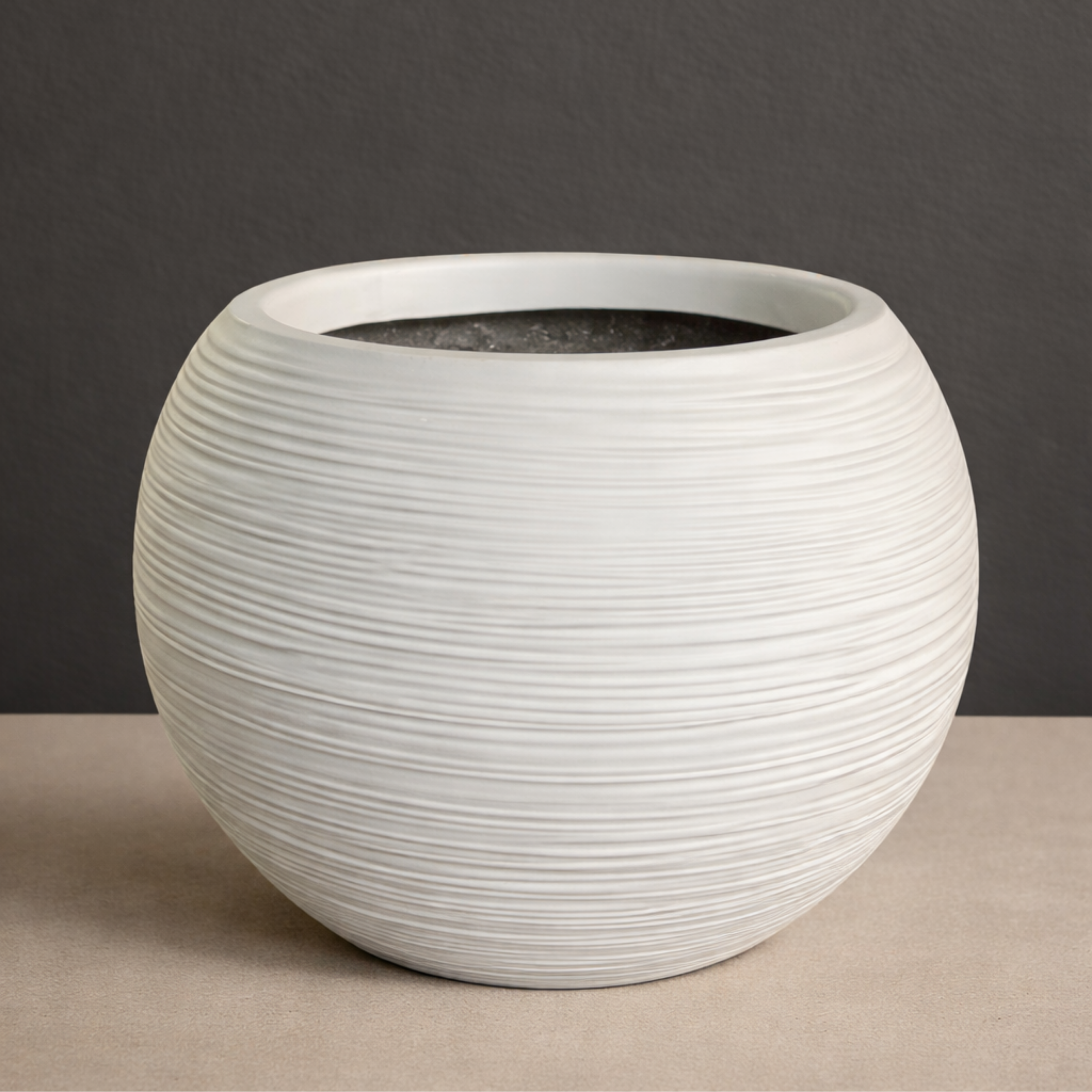 Luna Ribbed Sphere Planter